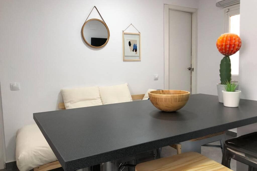 Appartement M4 Cool Terrace. 1 Min To Metro. 15 Min To Center à Esplugues de Llobregat Extérieur photo