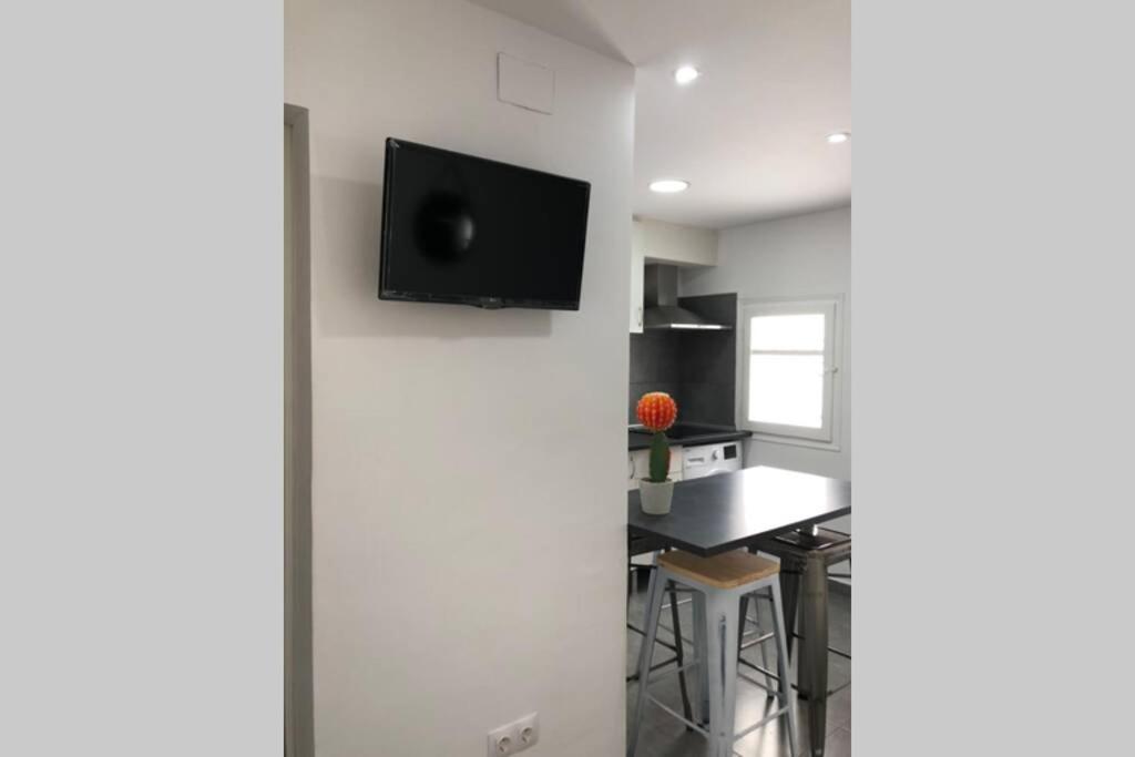 Appartement M4 Cool Terrace. 1 Min To Metro. 15 Min To Center à Esplugues de Llobregat Extérieur photo